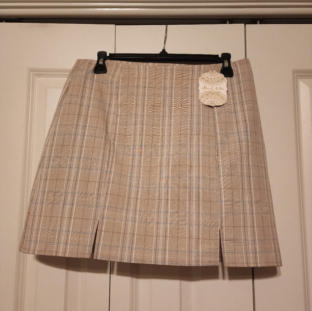 Altar'd State tan/blue with plaid skirt, size Large, new with tags, never worn